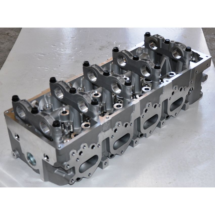ZESTAW GŁOWICY CER 31181 MITSUBISHI 3.0D mot-4M42 00-