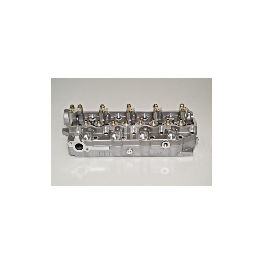 GŁOWICA AMC 908770 MITSUBISHI 2.5D 4D56 86-01